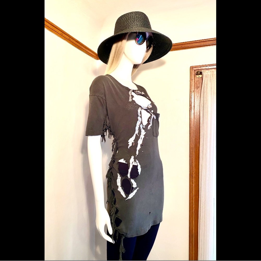 PEPPER T - Shirt - Rustic and Patina